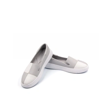 Giày Sneaker Nữ Tomoyo Da Microfiber Hoạ Tiết Sọc Caro SIÊU CÁ TÍNH Giá 467.500₫ 3