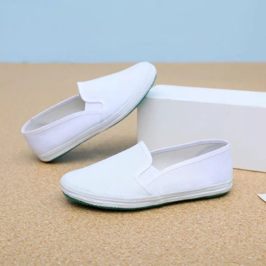 Giày Tennis Trắng Vải Đế Mềm Slip-On - Thể Dục Võ Thuật, Vẽ Tay, Rời Lưới, 243.000₫ 6 Giày Tennis Trắng Vải Đế Mềm Slip-On - Thể Dục Võ Thuật, Vẽ Tay, Rời Lưới, 243.000₫ 6