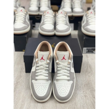 Giày Thể Thao J1 Low Red College Grey 553.558-169 Xám Trắng FLEX SHOES - Đế nhẹ, ống thấp, Giá chỉ 2.8 triệu 6