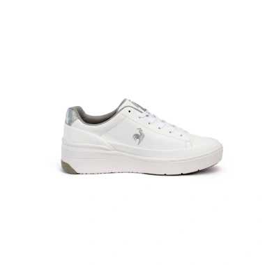 Giày thể thao Le Coq Sportif Nữ LU5FRS75LZ-WHSL: Đệm êm, thiết kế thời trang, giảm giá 23% chỉ 2.149.900₫ 2 Giày thể thao Le Coq Sportif Nữ LU5FRS75LZ-WHSL: Đệm êm, thiết kế thời trang, giảm giá 23% chỉ 2.149.900₫ 2