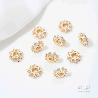 Hạt Spacer 14K dát bông tuyết Zircon thập tự làm - Giá ưu đãi 28.425 VND 5 Hạt Spacer 14K dát bông tuyết Zircon thập tự làm - Giá ưu đãi 28.425 VND 5