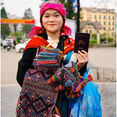 Hộ chiếu du lịch Sa Pa - Thị trấn trong sương, quà lưu niệm phượt, Dấu Mộc Việt Nam, giá 35.000₫ 4