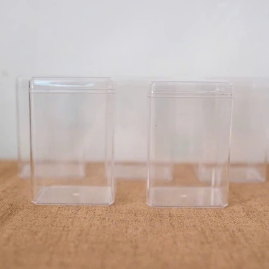 Hộp trưng bày mô hình đồ chơi acrylic trong suốt 10x6.5x6cm Giá 29.000đ 5 Hộp trưng bày mô hình đồ chơi acrylic trong suốt 10x6.5x6cm Giá 29.000đ 5