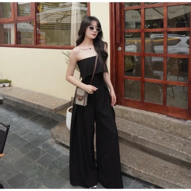 Jumpsuit quây cup ngực chiết eo, quần ống rộng trẻ trung sang trọng - Giá chỉ 324.000đ 4 Jumpsuit quây cup ngực chiết eo, quần ống rộng trẻ trung sang trọng - Giá chỉ 324.000đ 4