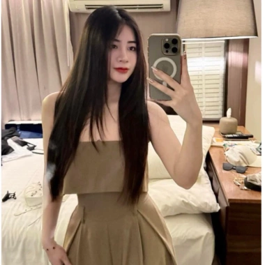 Jumpsuit quây cup ngực chiết eo, quần ống rộng trẻ trung sang trọng - Giá chỉ 324.000đ