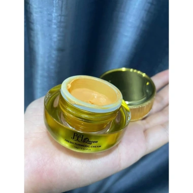 Kem Nghệ Tươi Nhà Nhân Trắng Sáng giảm 22% – Da trắng sáng, dưỡng ẩm sâu, giá chỉ 380.000đ