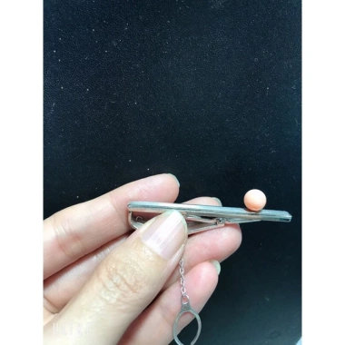 Kẹp cà vạt thời trang, chất liệu kim loại bền, giá chỉ 20.000 VND - Giá gốc 24.800 VND 4 Kẹp cà vạt thời trang, chất liệu kim loại bền, giá chỉ 20.000 VND - Giá gốc 24.800 VND 4
