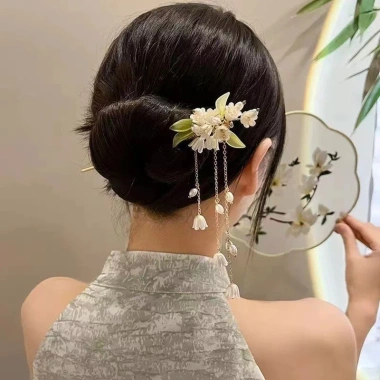 Kẹp tóc Hanfu tua rua xoắn hoa sen - Phụ kiện thời trang FXFG