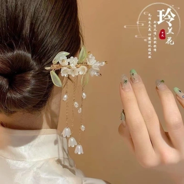 Kẹp tóc Hanfu tua rua xoắn hoa sen - Phụ kiện thời trang FXFG