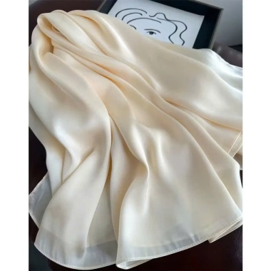 Khăn choàng cổ Ohari lụa mỏng nhẹ KT 180x90: Đa năng chống nắng, giảm 20%