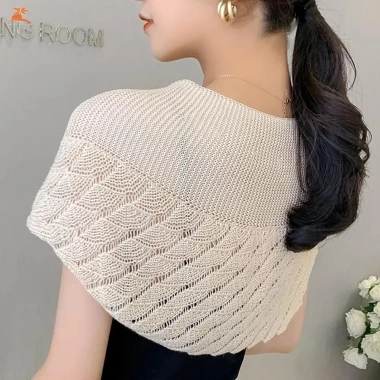 Khăn choàng nữ dệt kim đuôi cá màu trơn - Shrug nhỏ, siêu nhẹ, giảm giá 18%