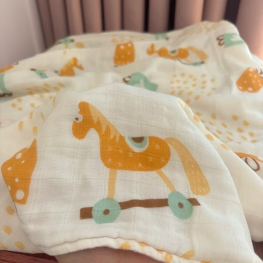 Khăn Sợi Tre 4 Lớp Không Xù, Không Co, Dùng Ngay, Không Cần Giặt Bé - Túi Zip 4 Khăn Sợi Tre 4 Lớp Không Xù, Không Co, Dùng Ngay, Không Cần Giặt Bé - Túi Zip 4