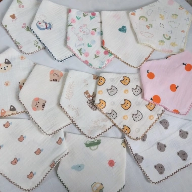 Khăn Tam Giác Yếm Ăn Dặm Bé Xô Muslin Mềm Mại 2 Nấc Cúc Bấm Thấm Hút 45.000đ 2