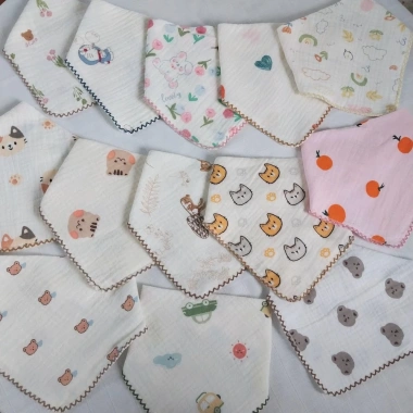 Khăn Tam Giác Yếm Ăn Dặm Bé Xô Muslin Mềm Mại 2 Nấc Cúc Bấm Thấm Hút 45.000đ 11