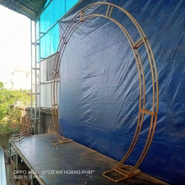 Khung tròn lên hoa cổng rạp cưới chất liệu bền, giá ưu đãi 1.000.000 VND