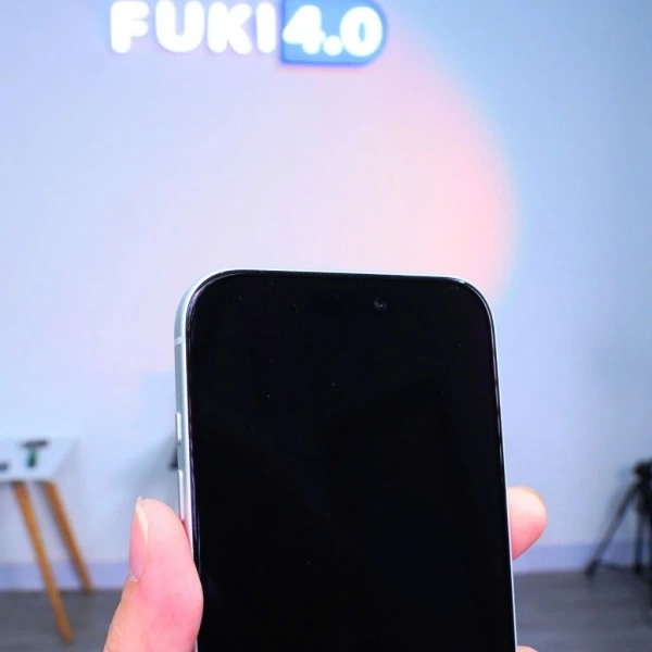 Hình ảnh sản phẩm Kính cường lực FUKI 4.0 iPhone không lẹm viền, tự dán full màn tràn, giá 160.000đ