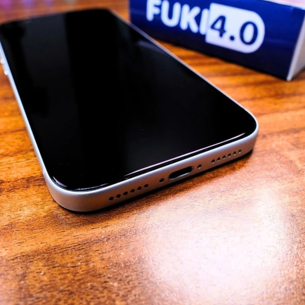 Hình ảnh sản phẩm Kính cường lực FUKI 4.0 iPhone không lẹm viền, tự dán full màn tràn, giá 160.000đ