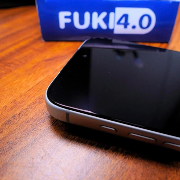 Đánh giá độ bền và khả năng chống trầy của kính cường lực FUKI 4.0 cho iPhone