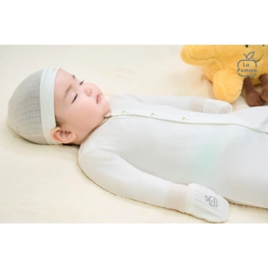 LaPom Body dài tay mùa hè cho bé - Đồ sơ sinh bé trai và bé gái, giá ưu đãi 219.000₫ 4 LaPom Body dài tay mùa hè cho bé - Đồ sơ sinh bé trai và bé gái, giá ưu đãi 219.000₫ 4