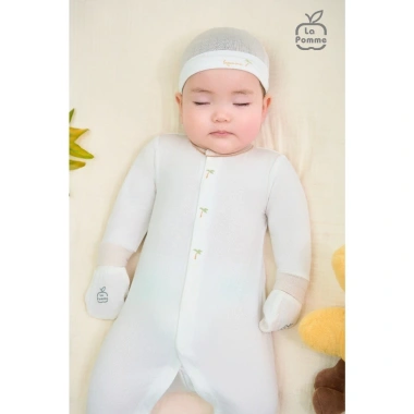LaPom Body dài tay mùa hè cho bé - Đồ sơ sinh bé trai và bé gái, giá ưu đãi 219.000₫ 6 LaPom Body dài tay mùa hè cho bé - Đồ sơ sinh bé trai và bé gái, giá ưu đãi 219.000₫ 6