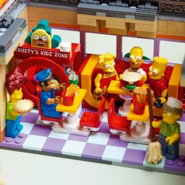 LEGO ICONS 10.352 The Simpsons Krusty Burger – 1.635 chi tiết, giảm giá 6.859.000 VND 5