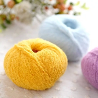 Len kẹo ngọt 40g - Sợi mềm mịn, móc khăn áo nón mùa lạnh, giá chỉ 31.500đ