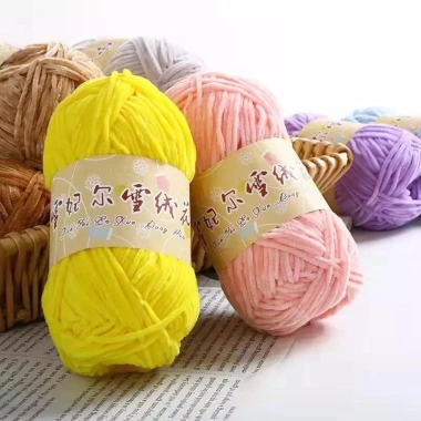 Len Nhung 2mm Chuyên Móc Thú Bông - Cuộn 40gr Giá Ưu Đãi 16,500₫