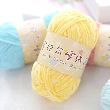 Len Nhung 2mm Chuyên Móc Thú Bông - Cuộn 40gr Giá Ưu Đãi 16,500₫