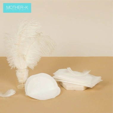 Lót thấm sữa Mother-K cao cấp siêu mỏng, sợi tre, hộp 32 miếng - Giá ưu đãi 125k