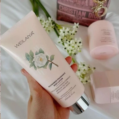 Lotion Hoa Trà Weilaiya Dưỡng Thể Sáng Da 200ml - Giá giảm 299k, Dưỡng ẩm sâu, Không nhờn