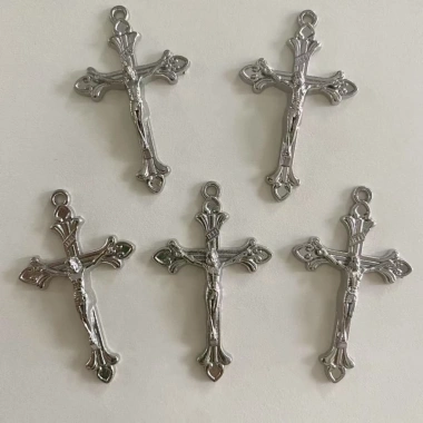 Mân Côi Thánh Giá 20 chiếc DIY Vòng cổ chữ thập hợp kim, mặt dây chuyền quyến rũ, 124,300₫