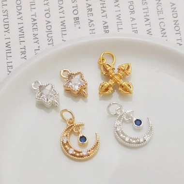 Mặt dây chuyền 18K mạ bạc mạ vàng Mandala Cross Vajra Zircon Giọt nước trăng - giảm giá 18%