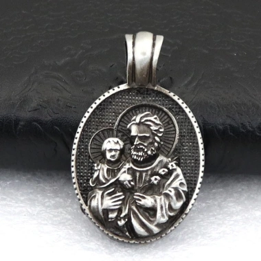 Mặt dây chuyền Chúa Giêsu hình trái tim thiêng liêng - Vòng cổ Kitô giáo 74.800₫ 5