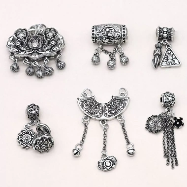 Mặt dây chuyền Lotus Pom Flower Longevity Lock DIY - Giá ưu đãi 61,322₫ Mặt dây chuyền Lotus Pom Flower Longevity Lock DIY - Giá ưu đãi 61,322₫