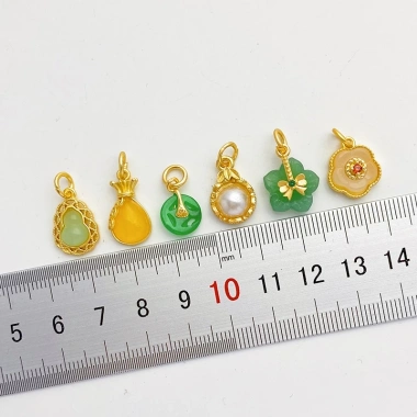 Mặt Dây Chuyền Vàng 18k Hoa Sen Ngọc Bích Độc Đáo - Giá ưu đãi 17.139 VND 2
