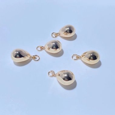 Mặt dây chuyền vòng đai rỗng vàng 14K giọt nước - sang trọng, giá ưu đãi 40.112 VND 3 Mặt dây chuyền vòng đai rỗng vàng 14K giọt nước - sang trọng, giá ưu đãi 40.112 VND 3
