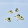 Mặt dây chuyền vòng đai rỗng vàng 14K giọt nước - sang trọng, giá ưu đãi 40.112 VND 4