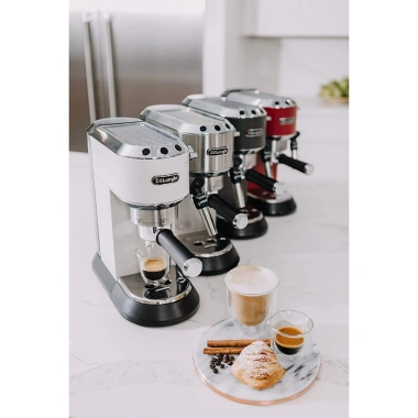 Máy Pha Cà Phê Delonghi EC685 1.300W 15Bar 1.1L Hàng Chính Hãng Giảm Giá 3,999,000₫ BH 12 Tháng