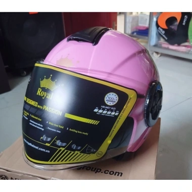 Mũ bảo hiểm Royal M787 màu hồng bóng - Giá ưu đãi 580.000đ, giảm tới 145.000đ 2 Mũ bảo hiểm Royal M787 màu hồng bóng - Giá ưu đãi 580.000đ, giảm tới 145.000đ 2