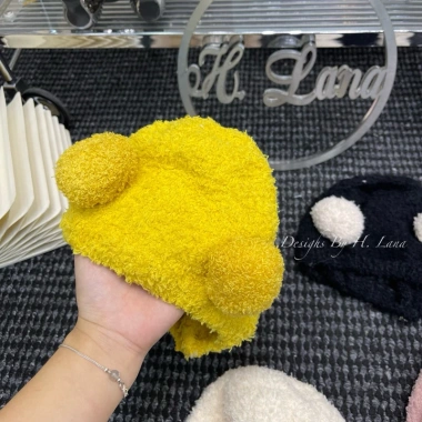Mũ len lông xù hai quả bông dây buộc đáng yêu cho bé 3-18 tháng - Giá 39.800