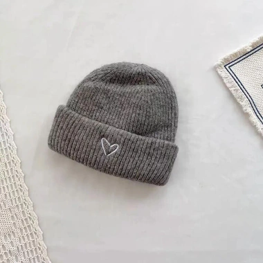 Mũ thêu trái tim dệt kim bé gái, len màu trơn, móc bonnet, giảm còn 56.900₫