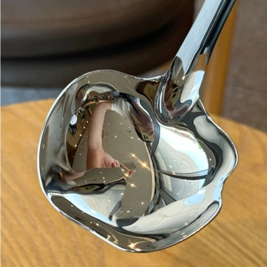 Muôi táo chockmen inox 18/10 cán dài - Múc canh, muỗng rây lọc ăn lẩu giá ưu đãi 185.000 VND