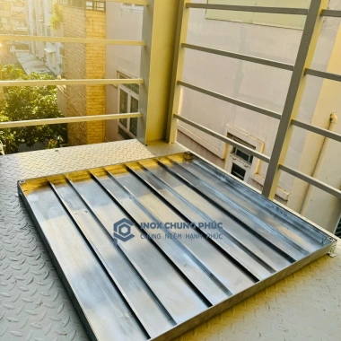 Nắp bể ngầm 800x800 inox – Chống ăn mòn, lắp nhanh, bảo vệ bể nước trong nhà, giảm còn 4.884.000₫ 4