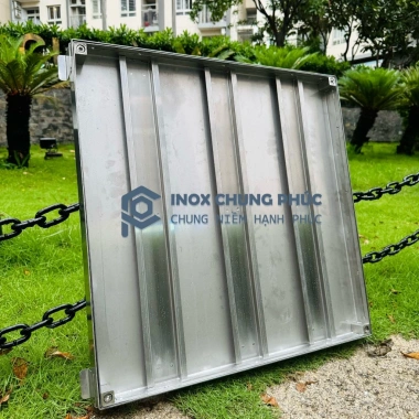 Nắp bể ngầm 800x800 inox – Chống ăn mòn, lắp nhanh, bảo vệ bể nước trong nhà, giảm còn 4.884.000₫ 5