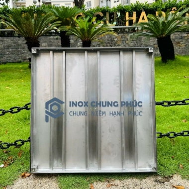 Nắp bể ngầm 800x800 inox – Chống ăn mòn, lắp nhanh, bảo vệ bể nước trong nhà, giảm còn 4.884.000₫ 6