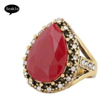 Nhẫn trang sức giọt nước cổ điển cho nữ – Bóng sang trọng, giảm còn 64,900₫