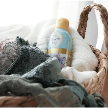 Nước giặt đồ lót Lingerie Soap Nhật Bản – Giữ mềm, không bám bẩn, giá 110.000 VND 3