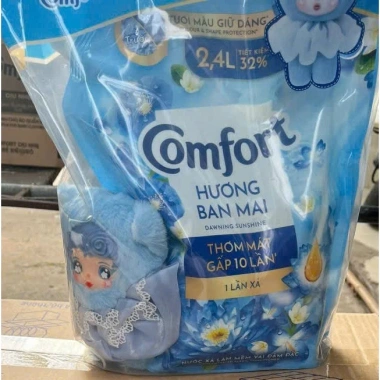 Nước xả vải Comfort 2.4l kèm Quà tặng Bé Điệu - Giảm giá, mềm mại, hương thơm