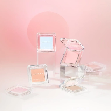 Phấn Má Hồng Đơn Sắc Judydoll 2.2g - Lên Màu Chuẩn, Giá Ưu Đãi 131.000 VNĐ 3 Phấn Má Hồng Đơn Sắc Judydoll 2.2g - Lên Màu Chuẩn, Giá Ưu Đãi 131.000 VNĐ 3