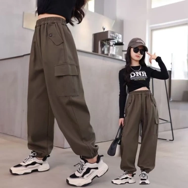 Quần dài nỉ thu đông bé gái size 18‑52kg mẫu M, chất nỉ dày dặn, giá ưu đãi 77.000₫